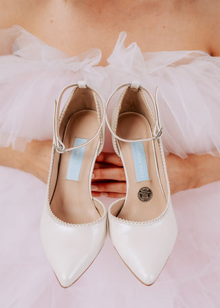 ivory leather point toe court block heel wedding shoes